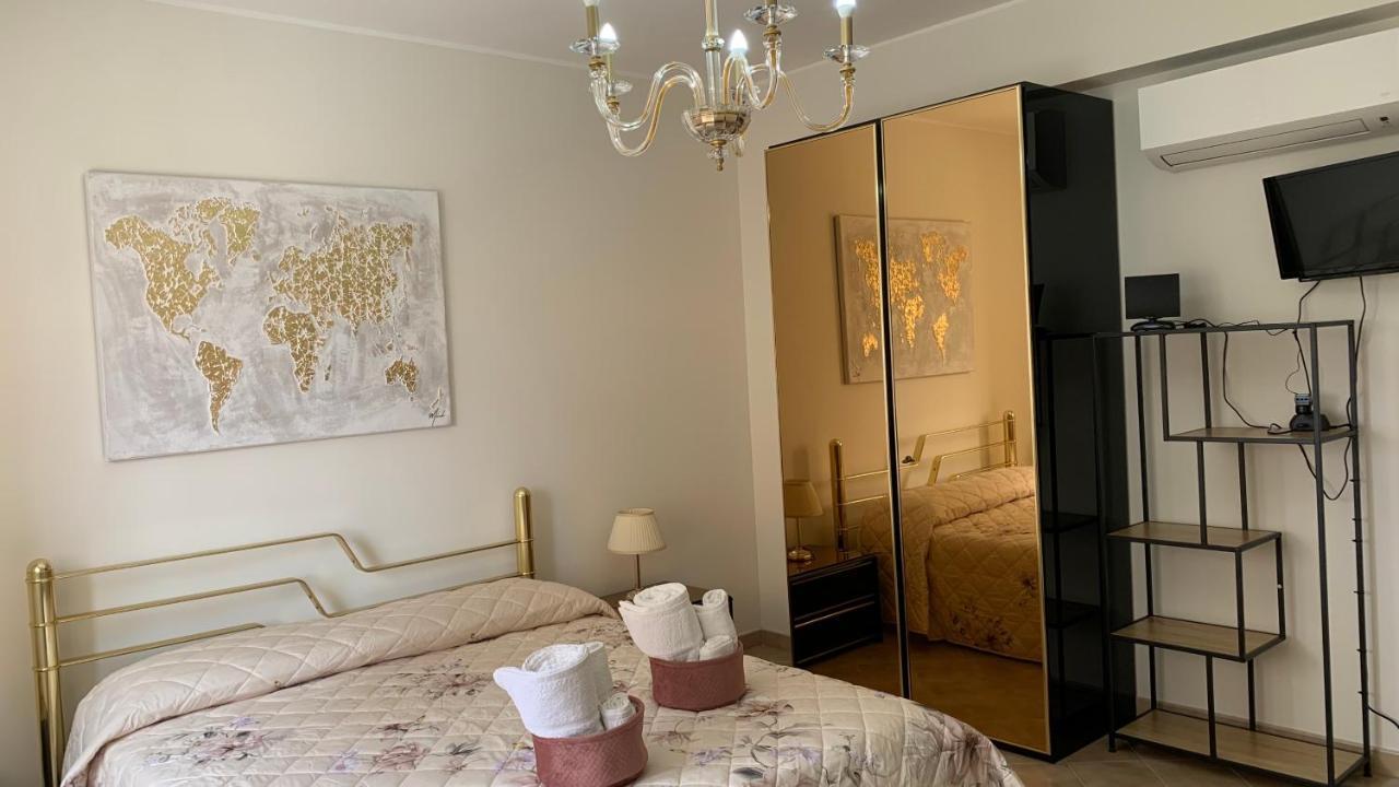 La Casa Di Angelica Leilighet Trapani Eksteriør bilde